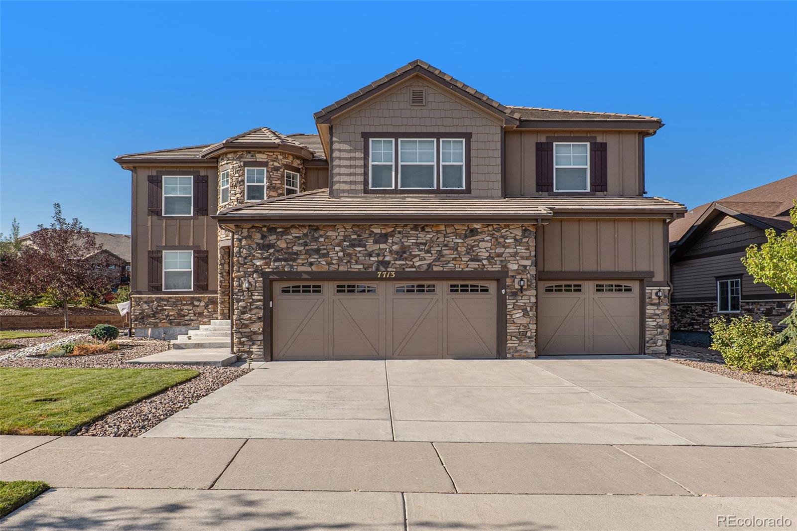 7713 S Quantock Way, aurora MLS: 6478091 Beds: 5 Baths: 4 Price: $890,000