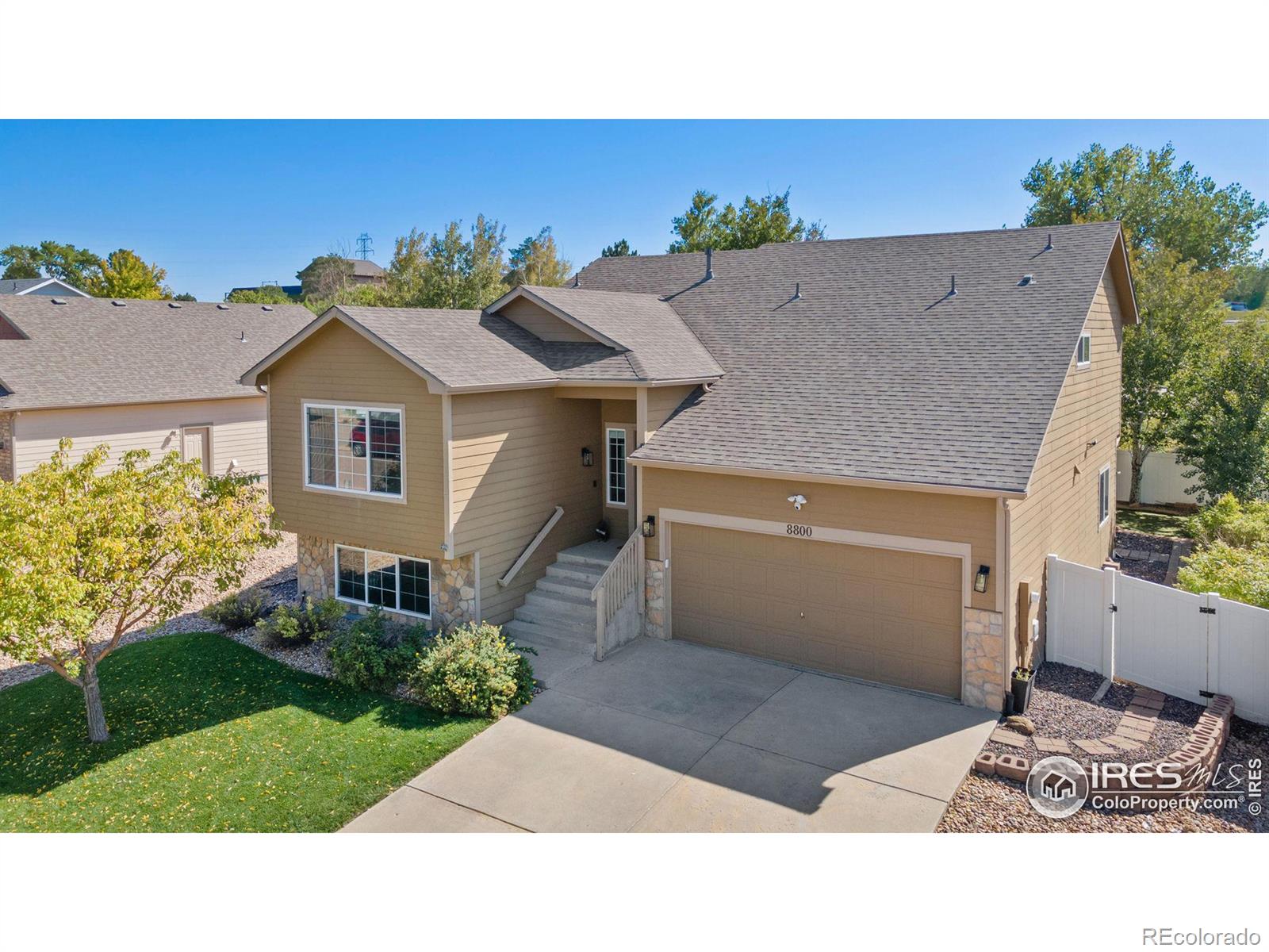 8800  19th St Rd, greeley MLS: 4567891019762 Beds: 4 Baths: 3 Price: $455,000