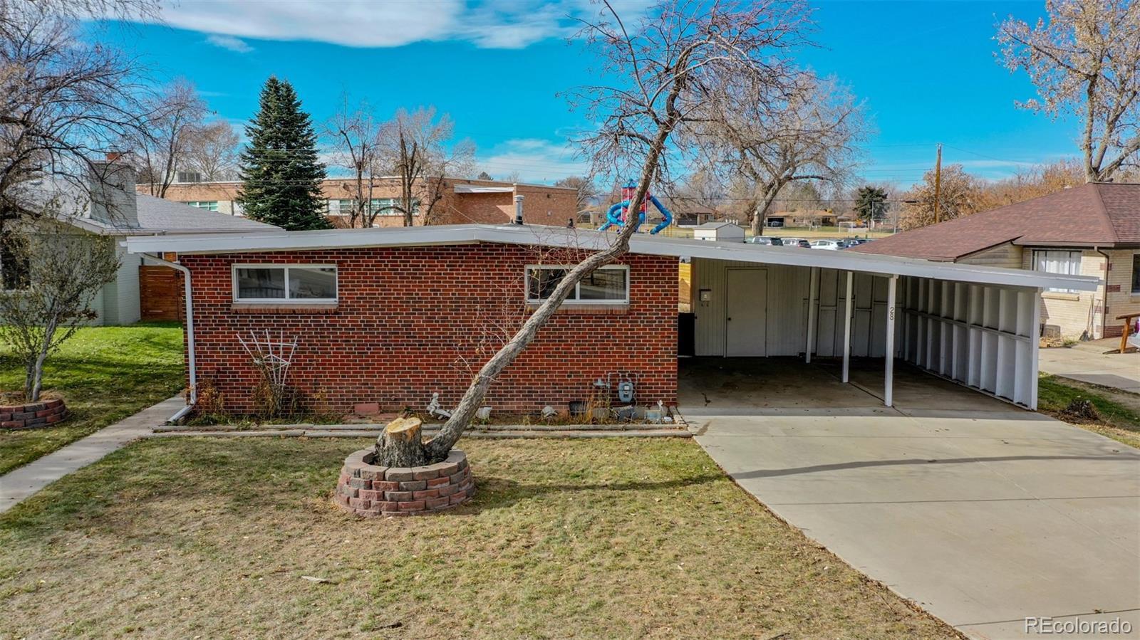 28 W Broadmoor Drive, littleton  House Search MLS Picture