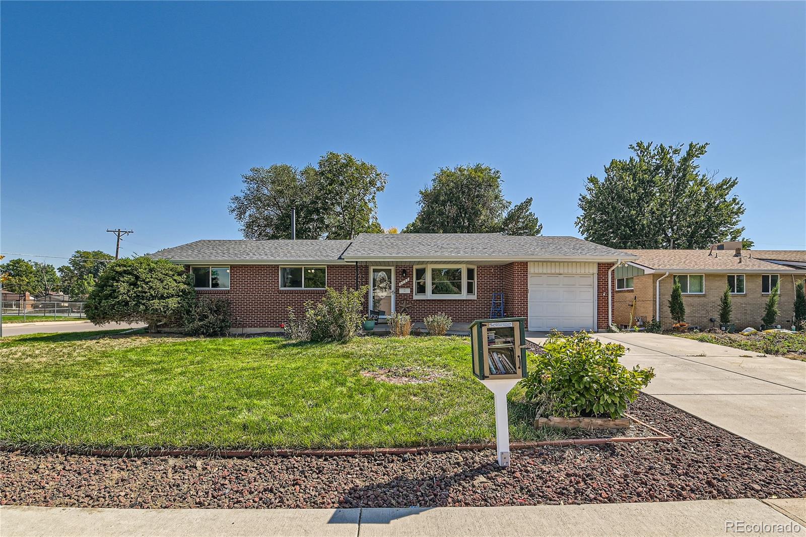 3032 S Gray Street, denver MLS: 5178910 Beds: 4 Baths: 3 Price: $600,000