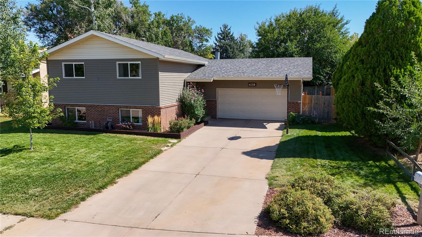 438  46th Avenue, greeley MLS: 5359518 Beds: 4 Baths: 2 Price: $419,000