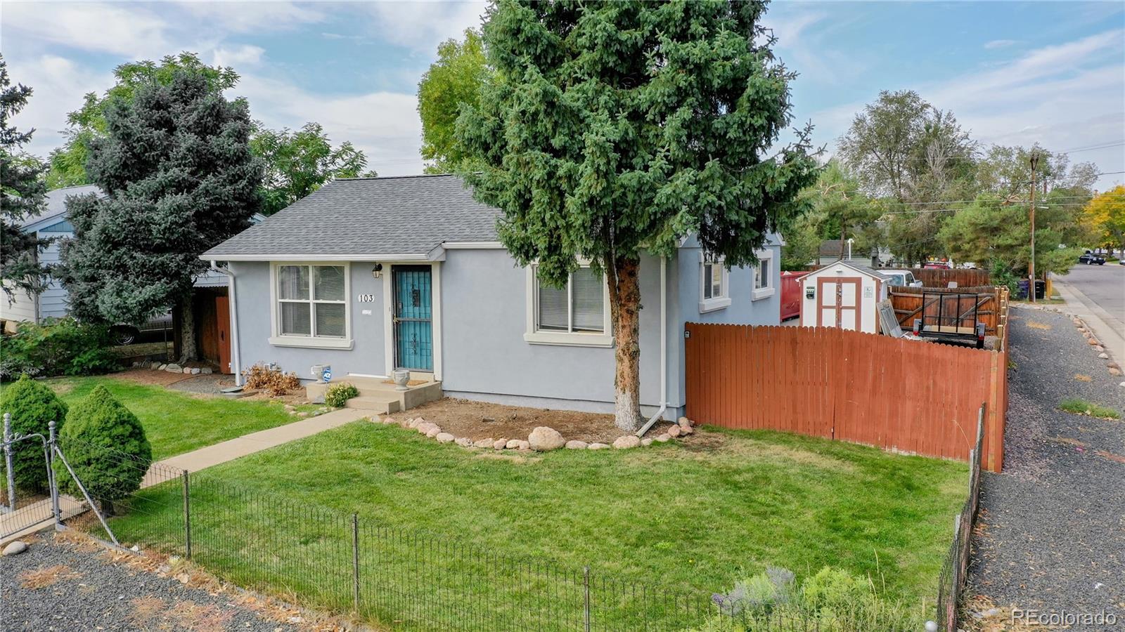 103 S Zenobia Street, denver MLS: 2610814 Beds: 3 Baths: 2 Price: $559,900