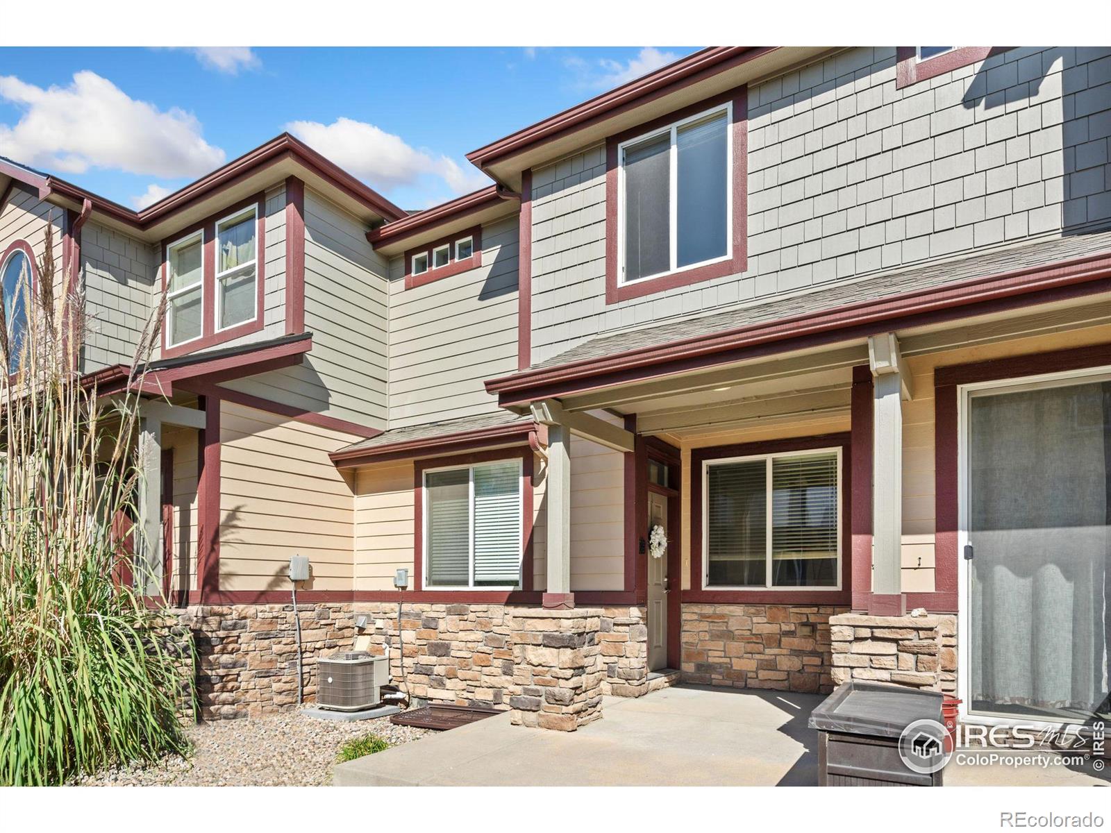 2863  Kansas Drive, fort collins MLS: 4567891020114 Beds: 4 Baths: 4 Price: $430,000