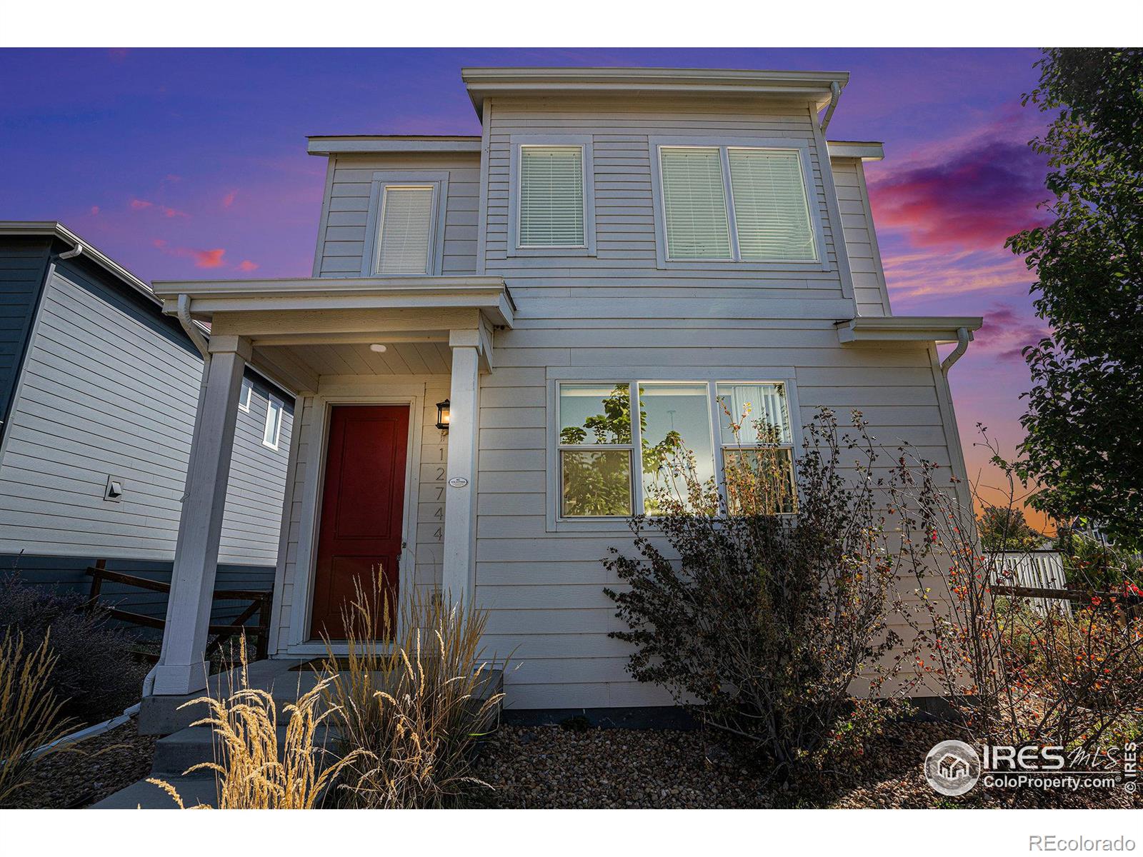 12744  Crane River Drive, longmont MLS: 4567891020123 Beds: 4 Baths: 4 Price: $574,000