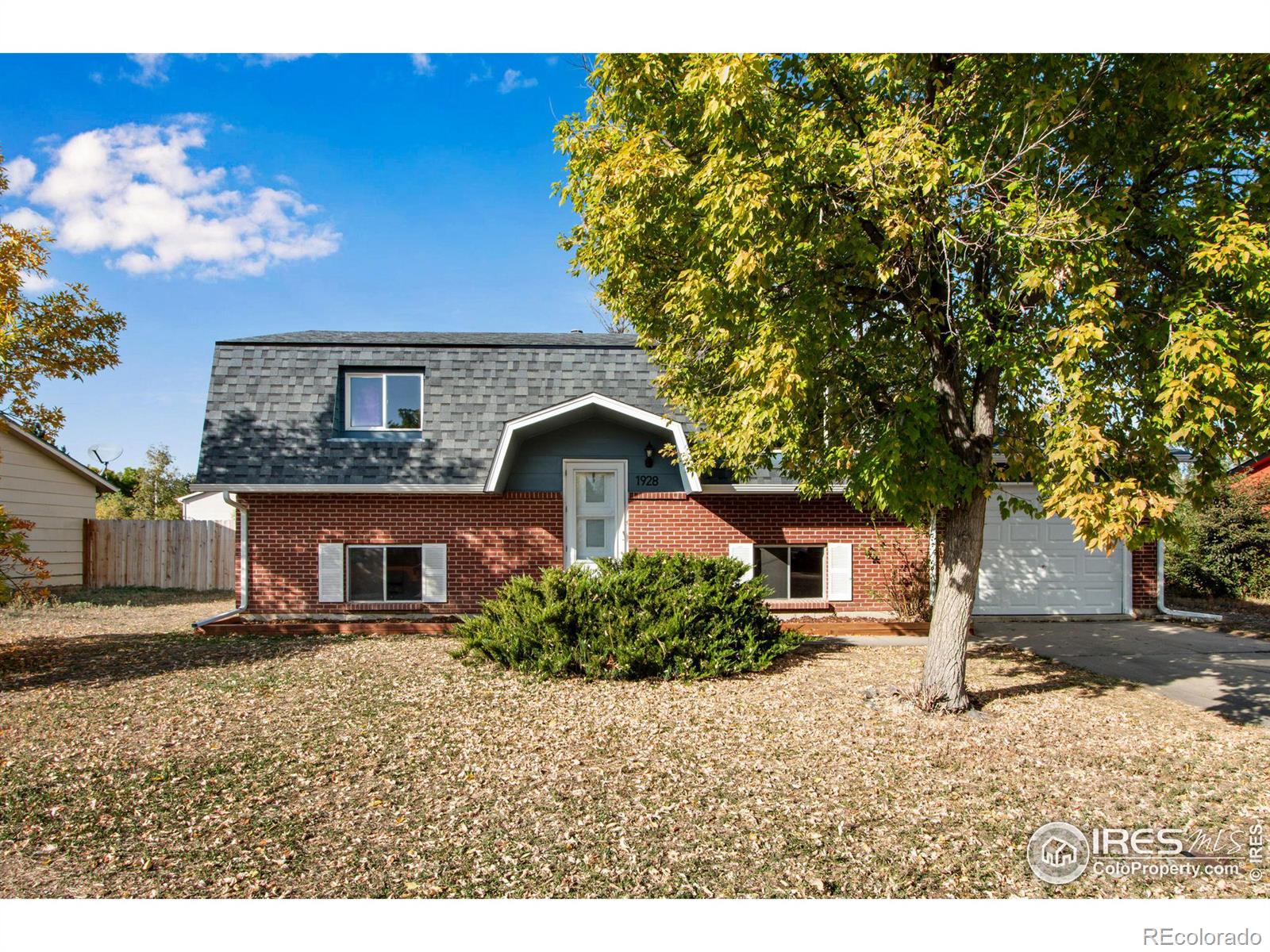 1928 W Plum Street, fort collins MLS: 4567891020194 Beds: 4 Baths: 2 Price: $525,000