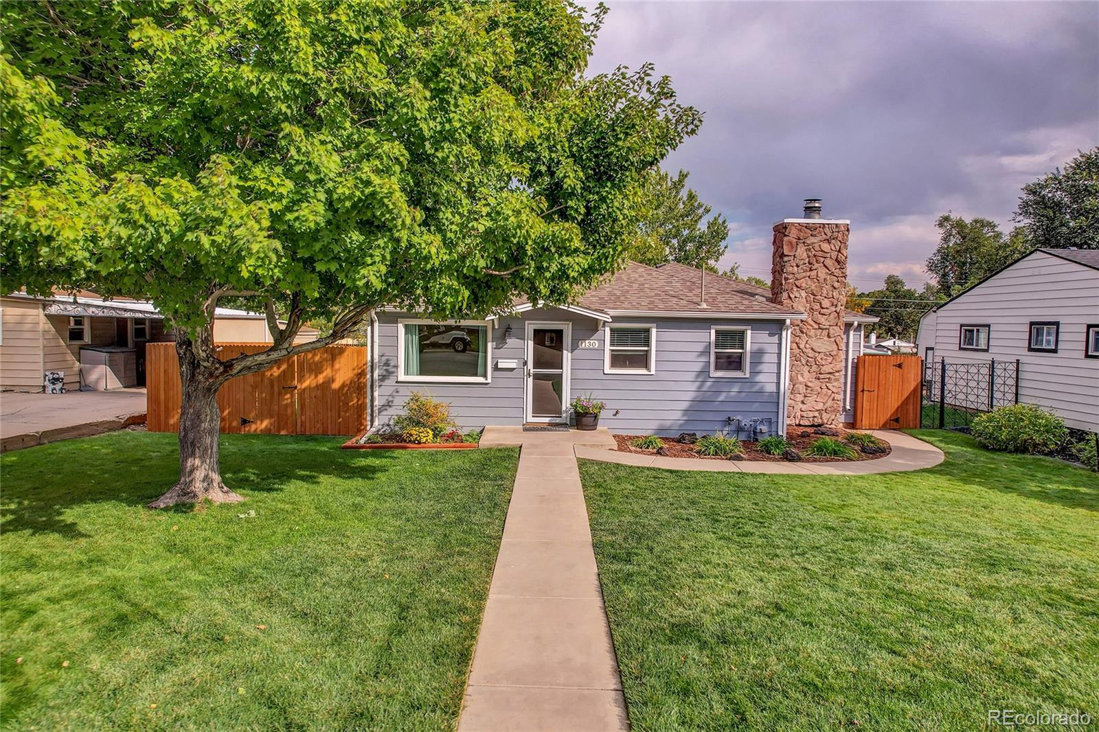 1130 S Perry Street, denver MLS: 4354347 Beds: 3 Baths: 2 Price: $500,000