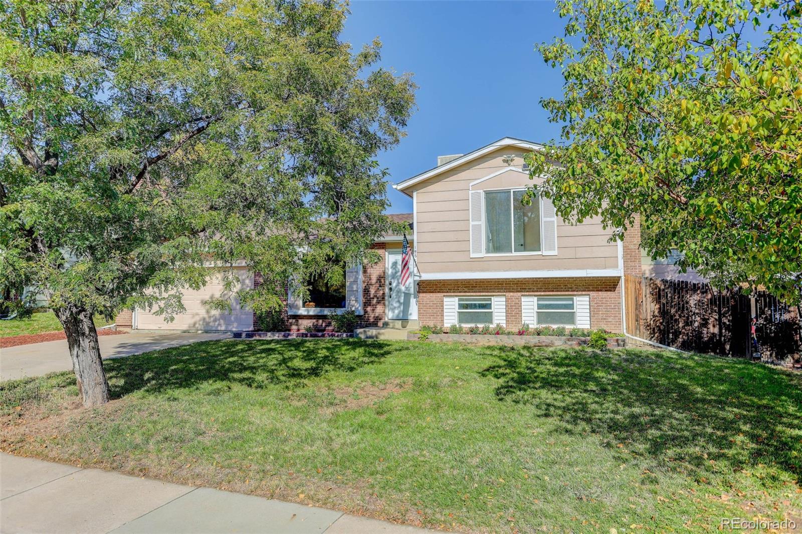 17663 E Arizona Avenue, aurora MLS: 5948030 Beds: 3 Baths: 2 Price: $449,700