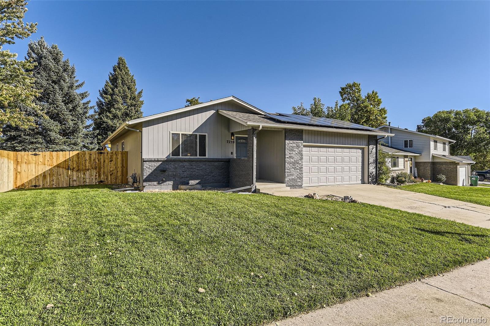 7259 W Frost Drive, littleton MLS: 3340162 Beds: 3 Baths: 2 Price: $610,000