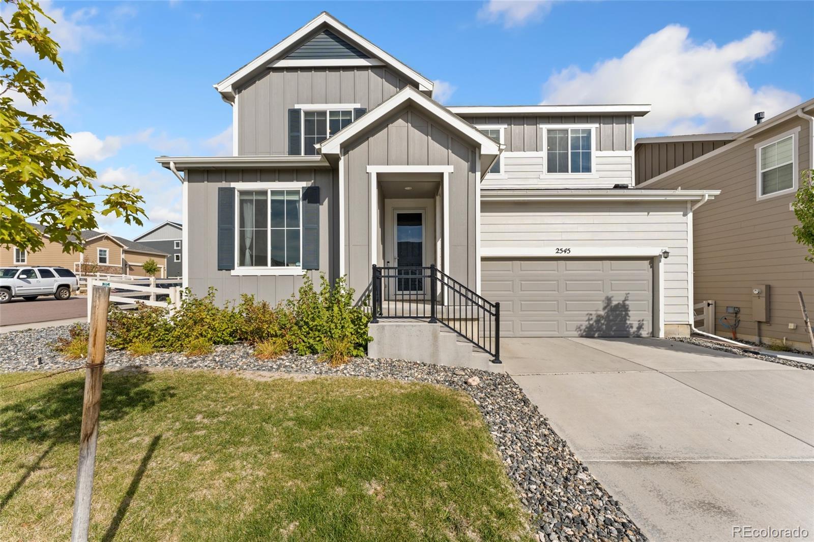 2545  Villageview Lane, castle rock MLS: 5925394 Beds: 4 Baths: 3 Price: $669,500