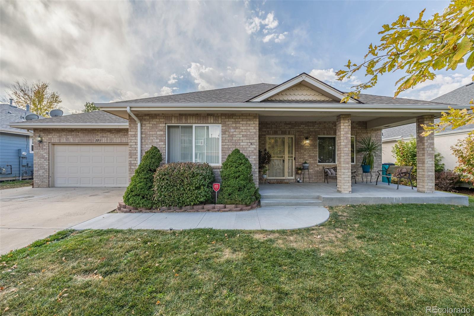 221  Common Drive, berthoud MLS: 4175236 Beds: 4 Baths: 3 Price: $610,000