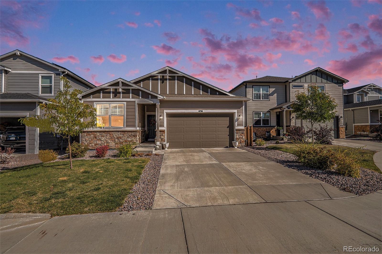 636  Silver Rock Trail, castle rock MLS: 6757277 Beds: 3 Baths: 2 Price: $650,000