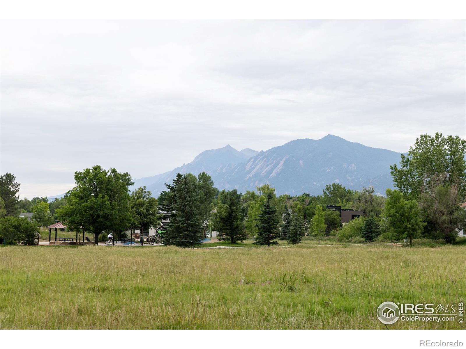 1675  Upland Avenue, boulder MLS: 4567891020616 Beds: 4 Baths: 3 Price: $2,850,000