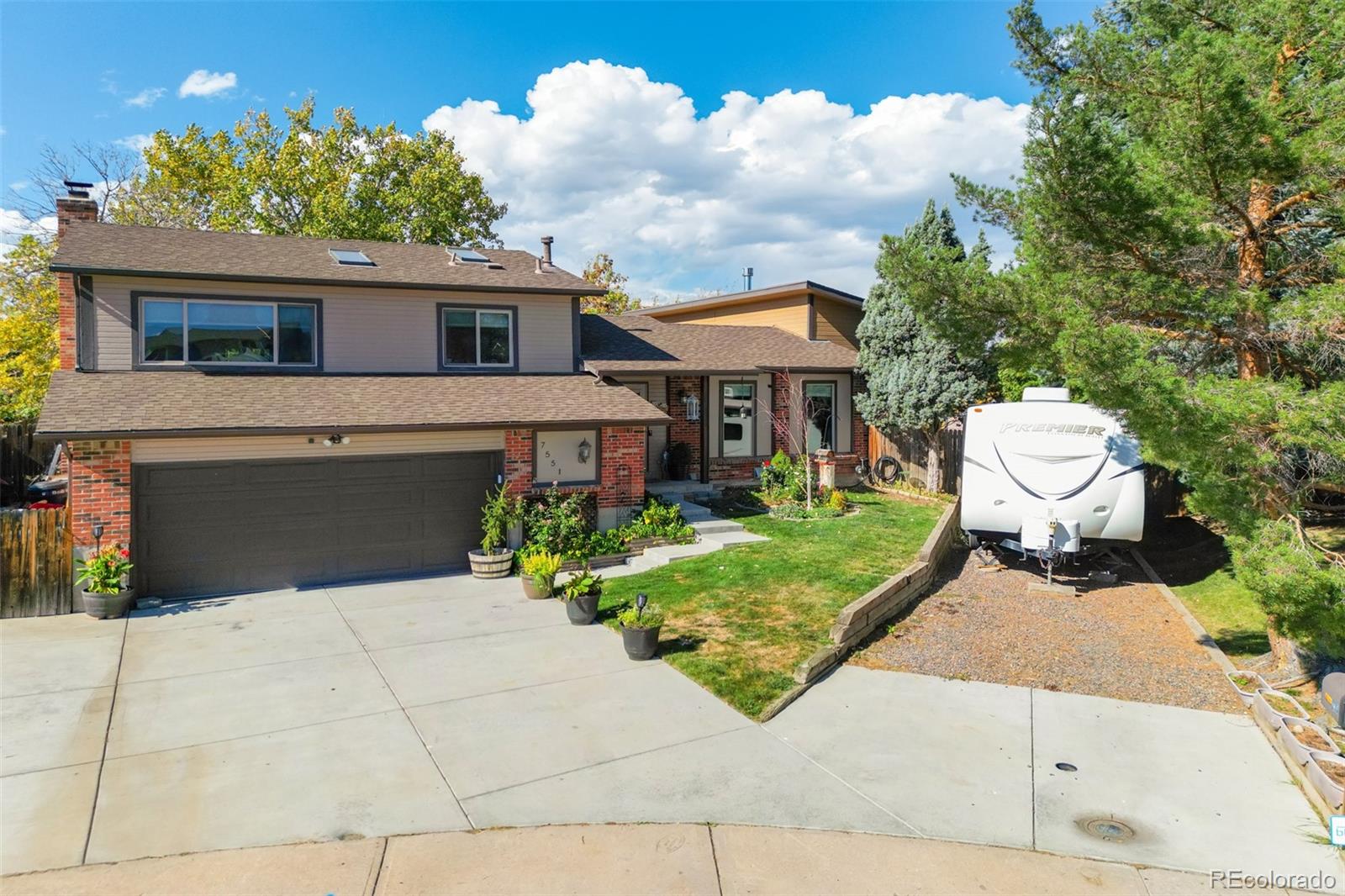 7551 S Garland Street, littleton MLS: 8505015 Beds: 4 Baths: 4 Price: $765,000