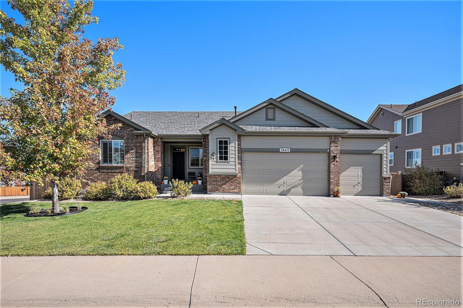 2640  Cache Creek Court, castle rock MLS: 9828365 Beds: 5 Baths: 5 Price: $775,000