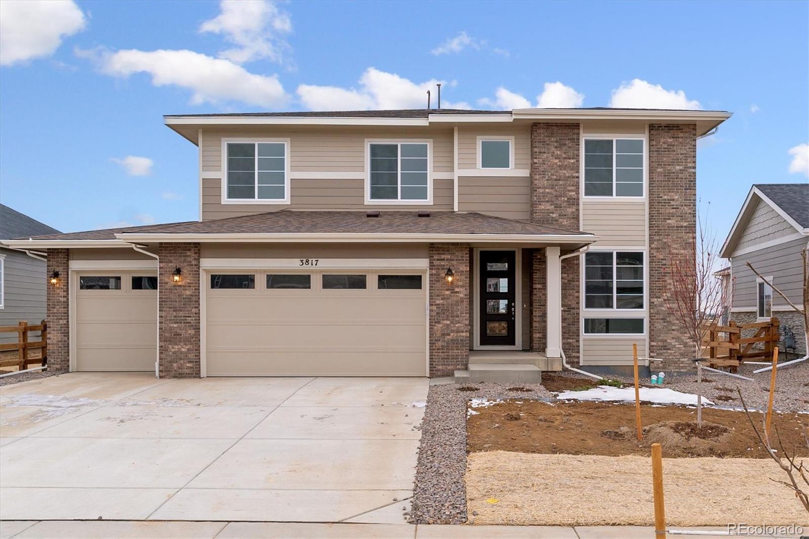 3817 N Elk Street, aurora MLS: 2245679 Beds: 5 Baths: 4 Price: $814,950