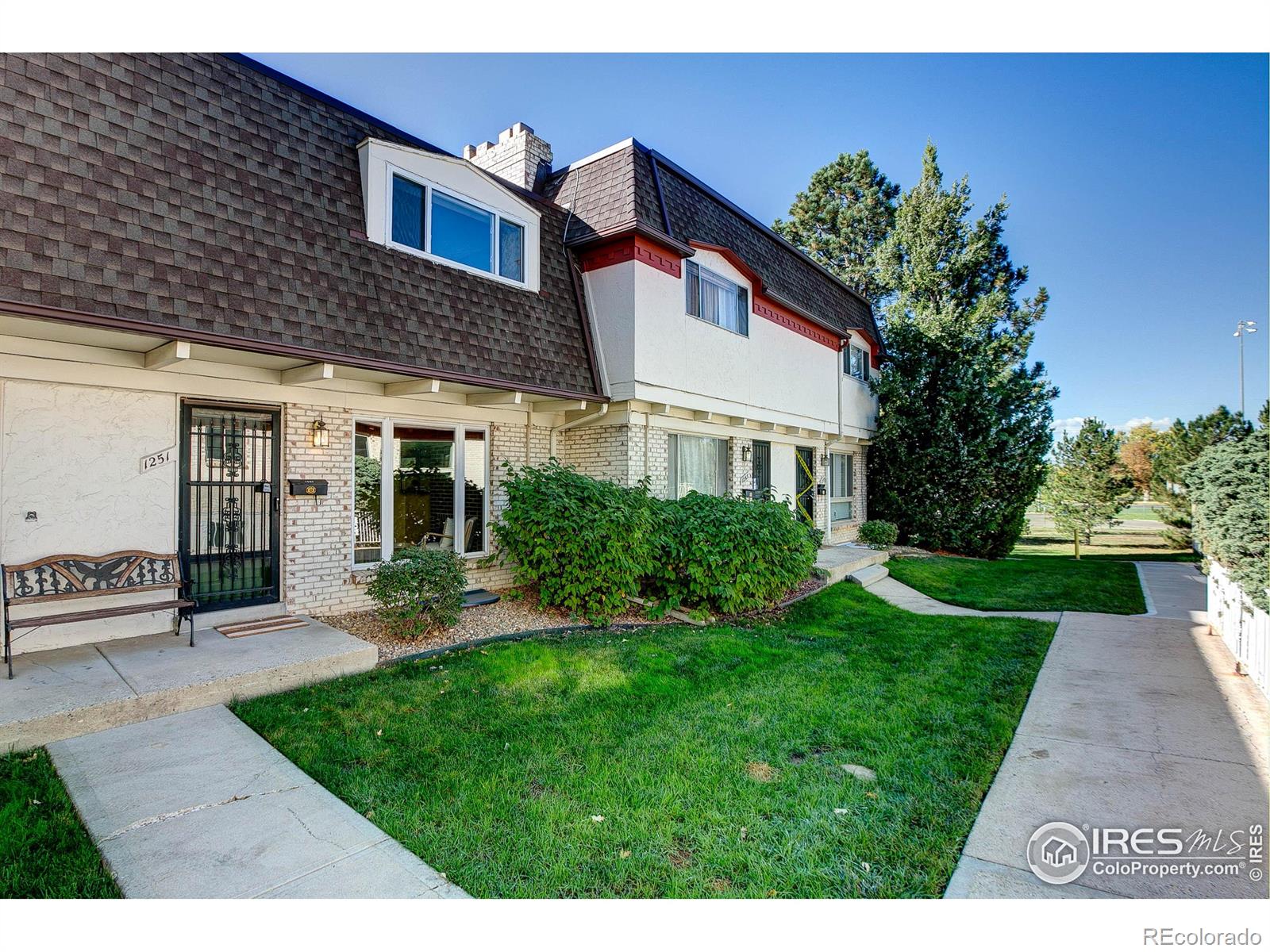 1251 S Monaco Parkway , Denver  MLS: 4567891020788 Beds: 3 Baths: 3 Price: $385,000