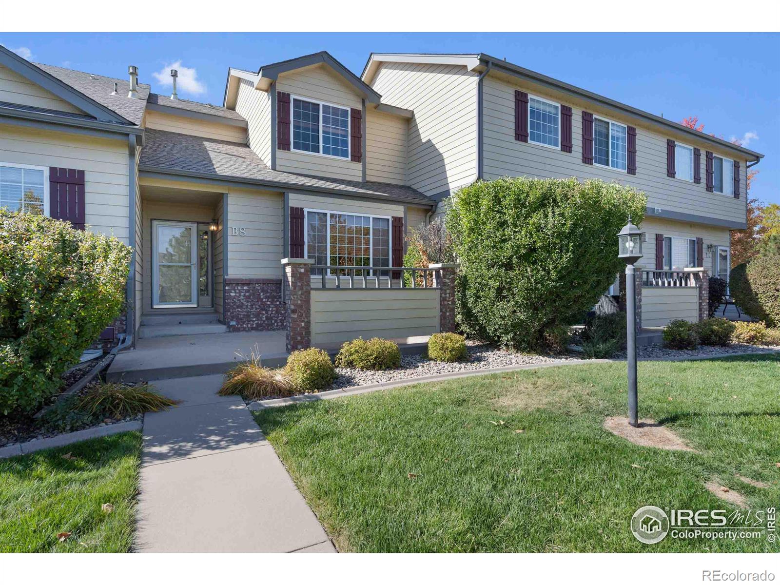 408  Strasburg Drive, fort collins MLS: 4567891020845 Beds: 2 Baths: 3 Price: $430,000