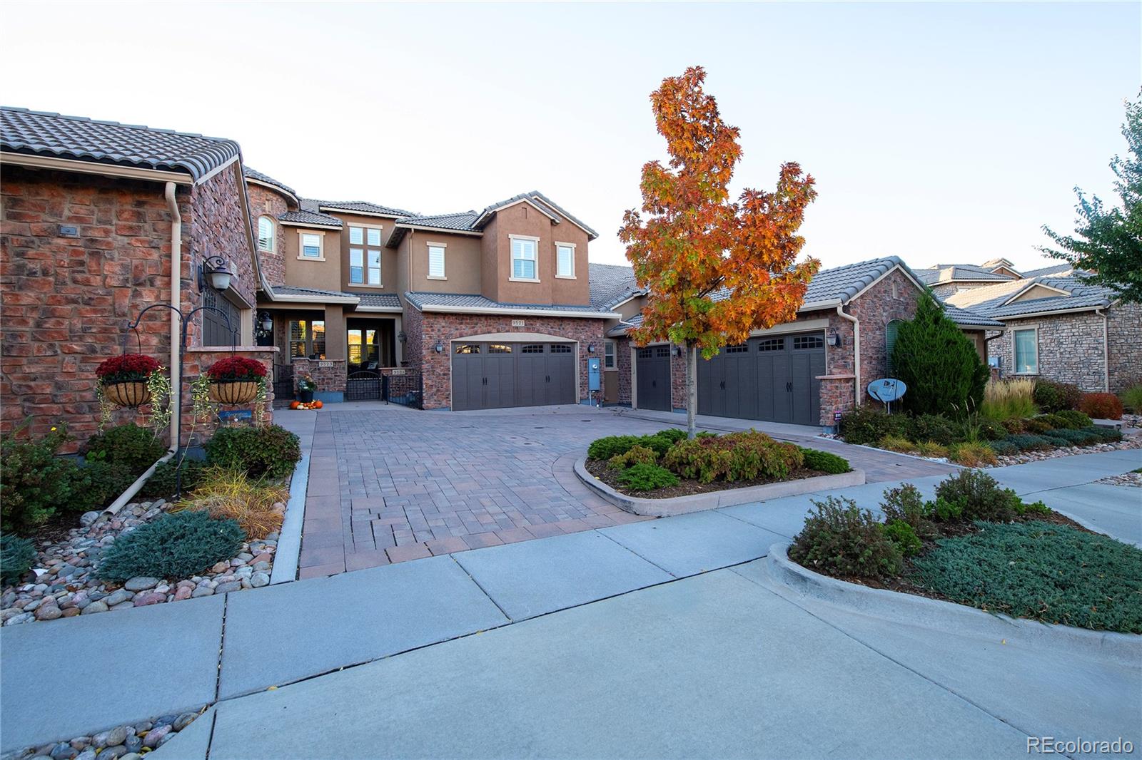 9521  Rosato Court , Highlands Ranch  MLS: 5341121 Beds: 3 Baths: 4 Price: $1,020,000