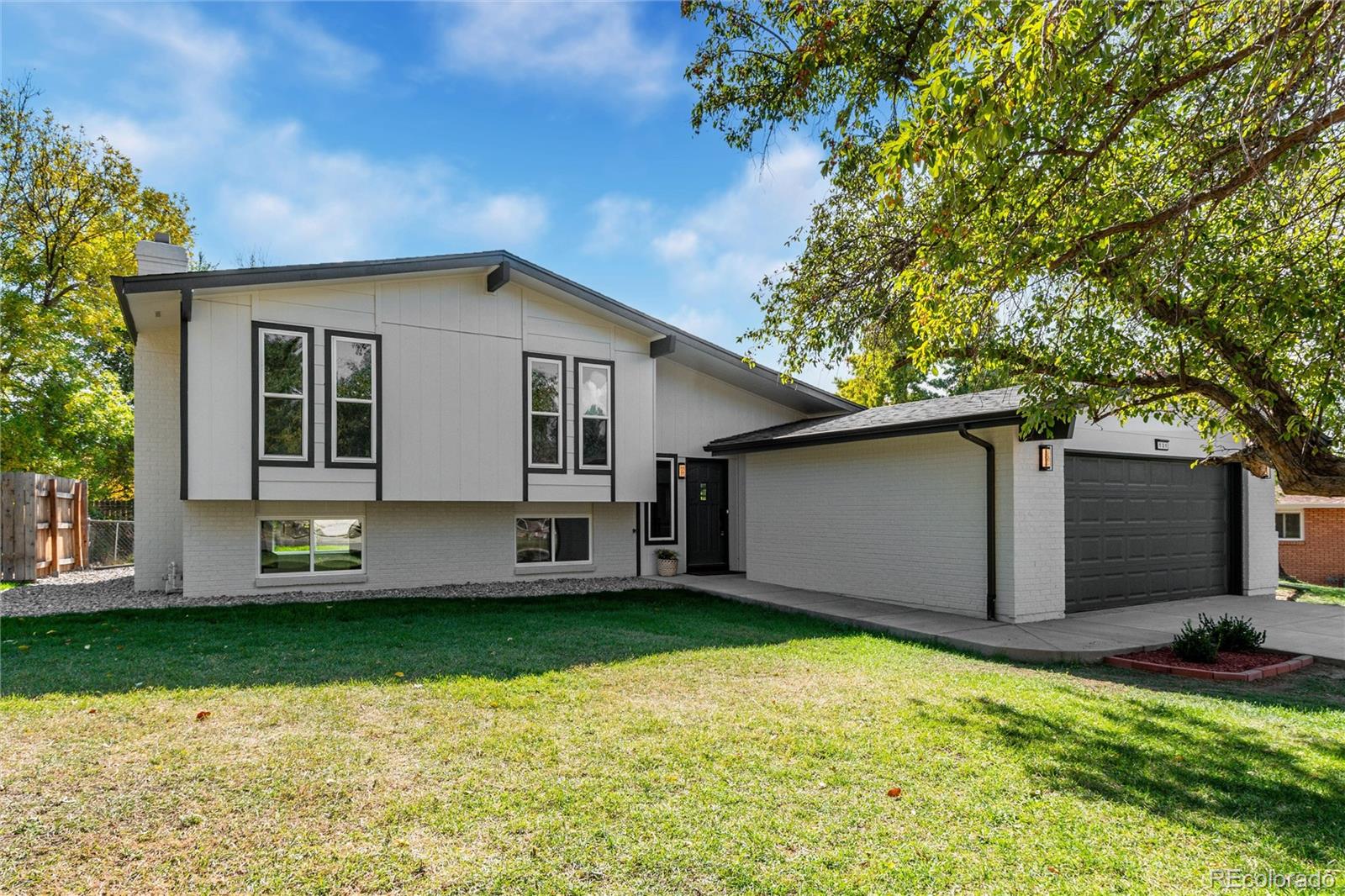 131  Baylor Drive, longmont MLS: 5462683 Beds: 3 Baths: 3 Price: $699,000