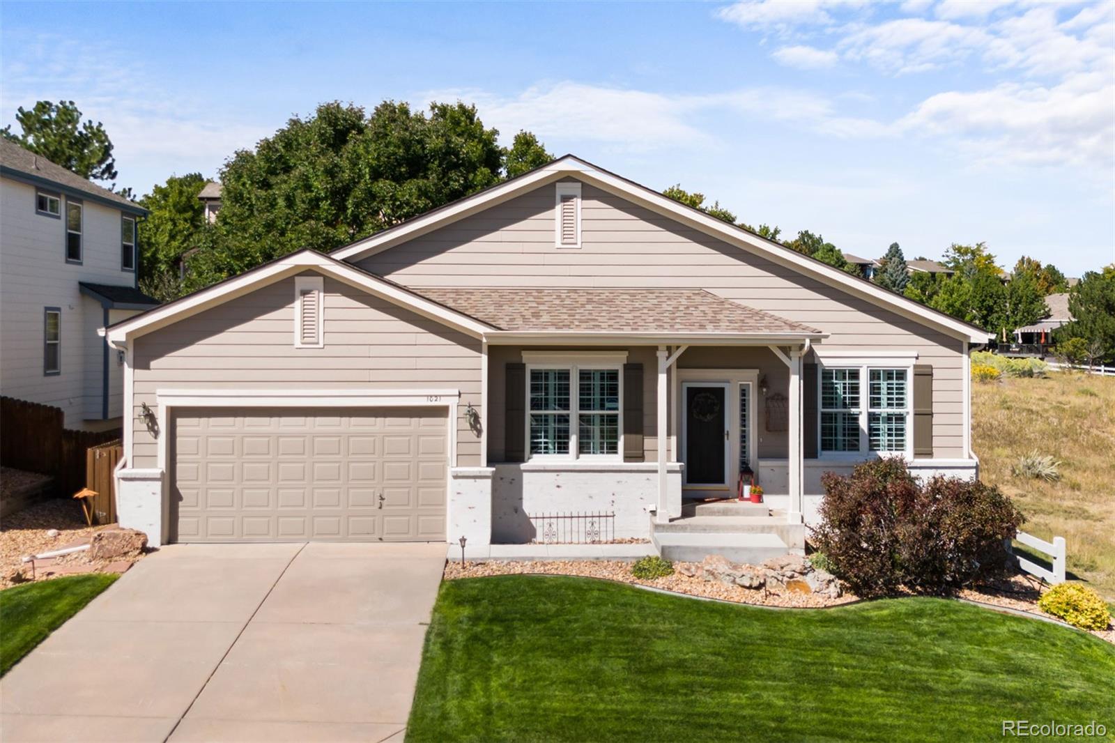 1021  Berganot Trail, castle pines MLS: 6247972 Beds: 4 Baths: 3 Price: $799,000