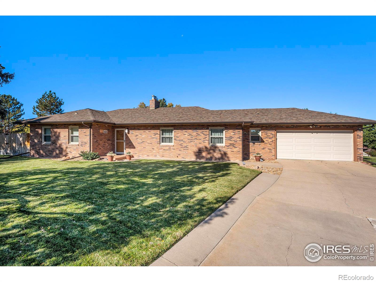 2425  Sunset Lane, greeley MLS: 4567891021147 Beds: 3 Baths: 2 Price: $460,000