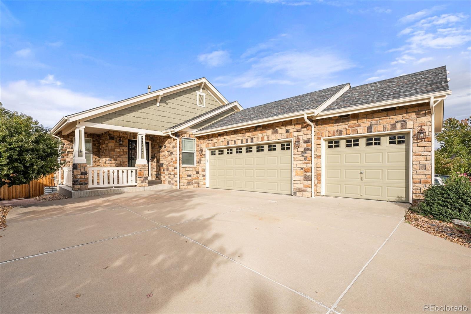 23785 E Grand Place, aurora MLS: 3193761 Beds: 4 Baths: 3 Price: $658,500