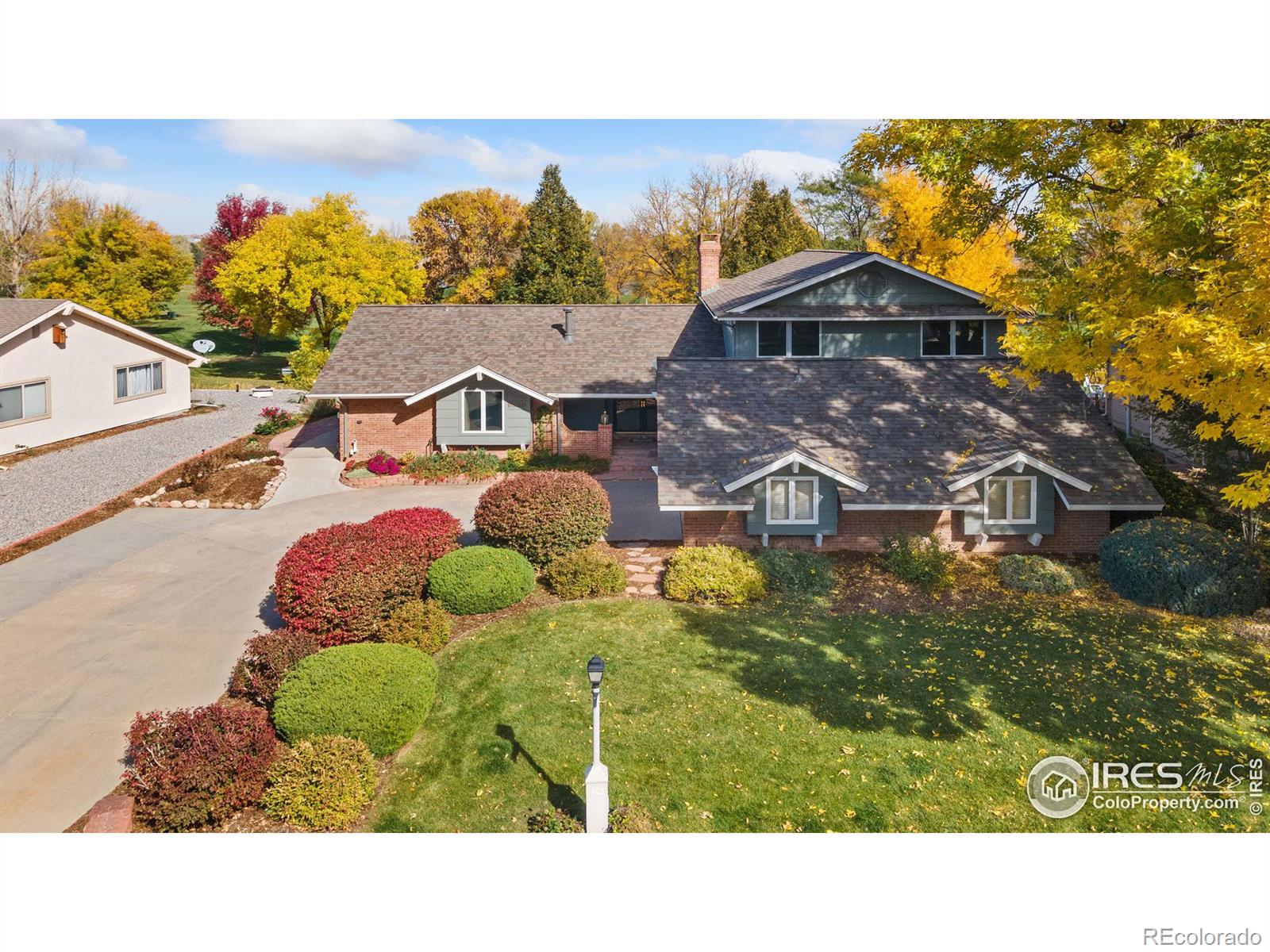 6030  Fox Hill Drive, longmont MLS: 4567891021192 Beds: 4 Baths: 3 Price: $924,900