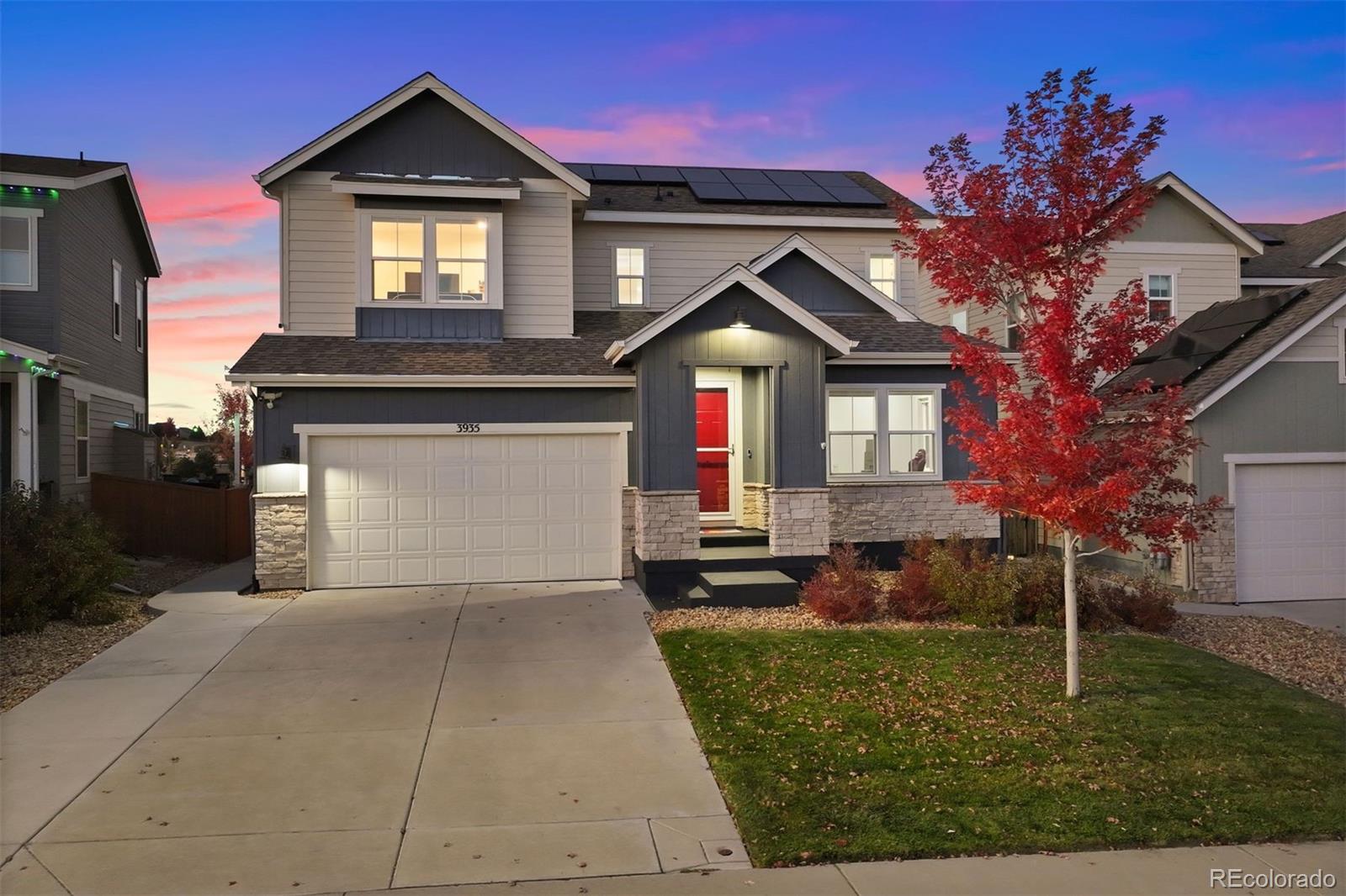 3935  Long Rifle Drive, castle rock MLS: 3256337 Beds: 5 Baths: 5 Price: $759,000