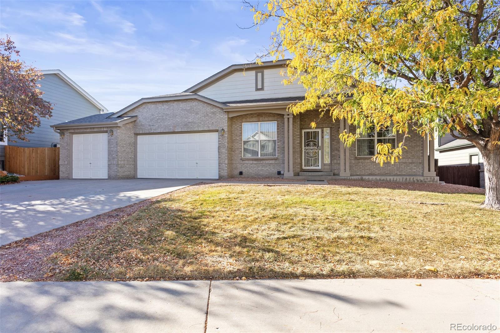 2919 S Zeno Way, aurora MLS: 9813017 Beds: 6 Baths: 3 Price: $619,500