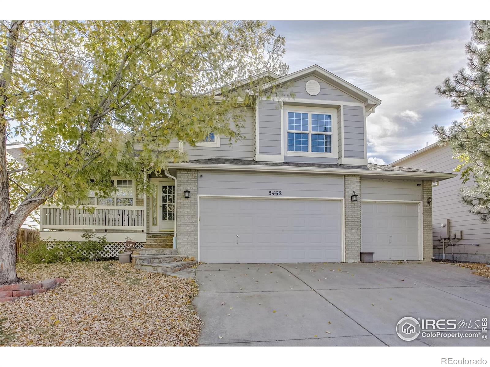 5462 S Valdai Way, aurora MLS: 4567891021459 Beds: 5 Baths: 4 Price: $625,000