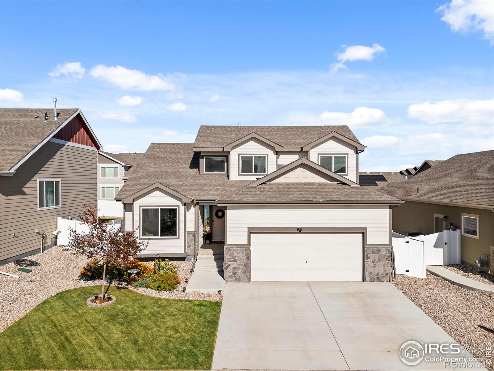 10307  19th St Rd, greeley MLS: 4567891021501 Beds: 3 Baths: 3 Price: $495,000