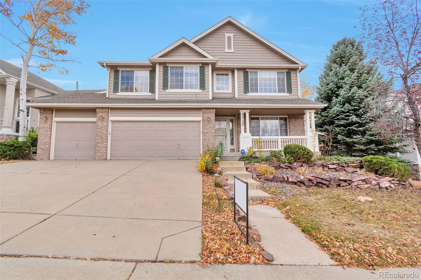 22132 E Ida Place, aurora MLS: 8206079 Beds: 6 Baths: 4 Price: $695,000