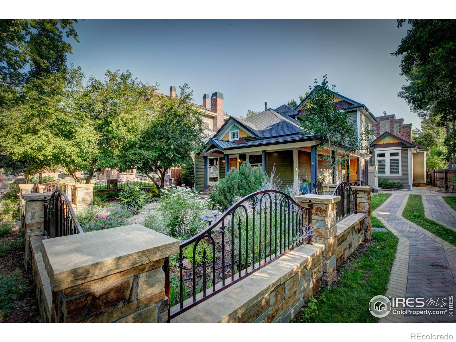 1016 W Mountain Avenue, fort collins  House Search MLS Picture