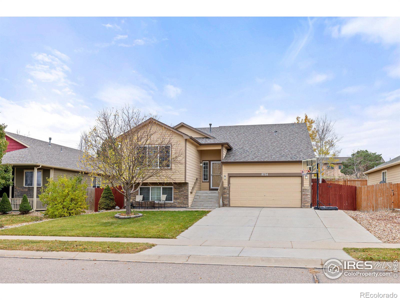 8714  19th St Rd, greeley MLS: 4567891021825 Beds: 5 Baths: 4 Price: $460,000