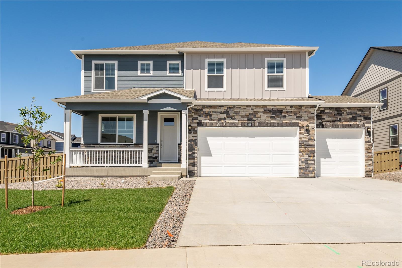 4497  Cattle Cross Trail, castle rock MLS: 8229137 Beds: 6 Baths: 4 Price: $775,000