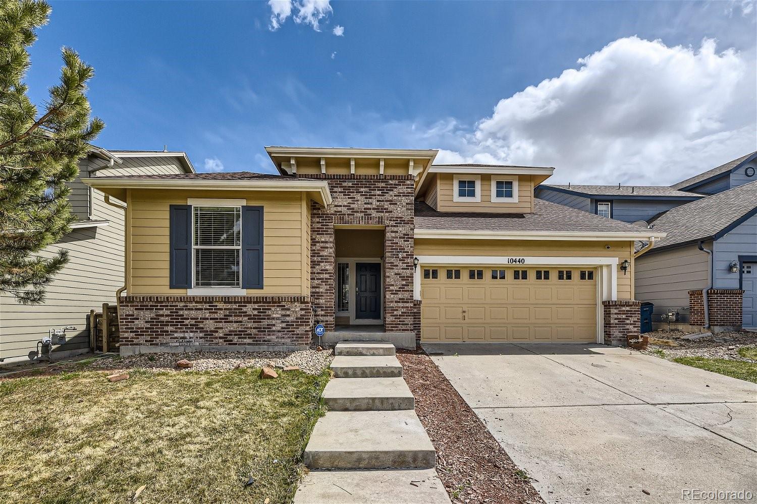 10440  Olathe Street, commerce city MLS: 5155374 Beds: 5 Baths: 3 Price: $570,000