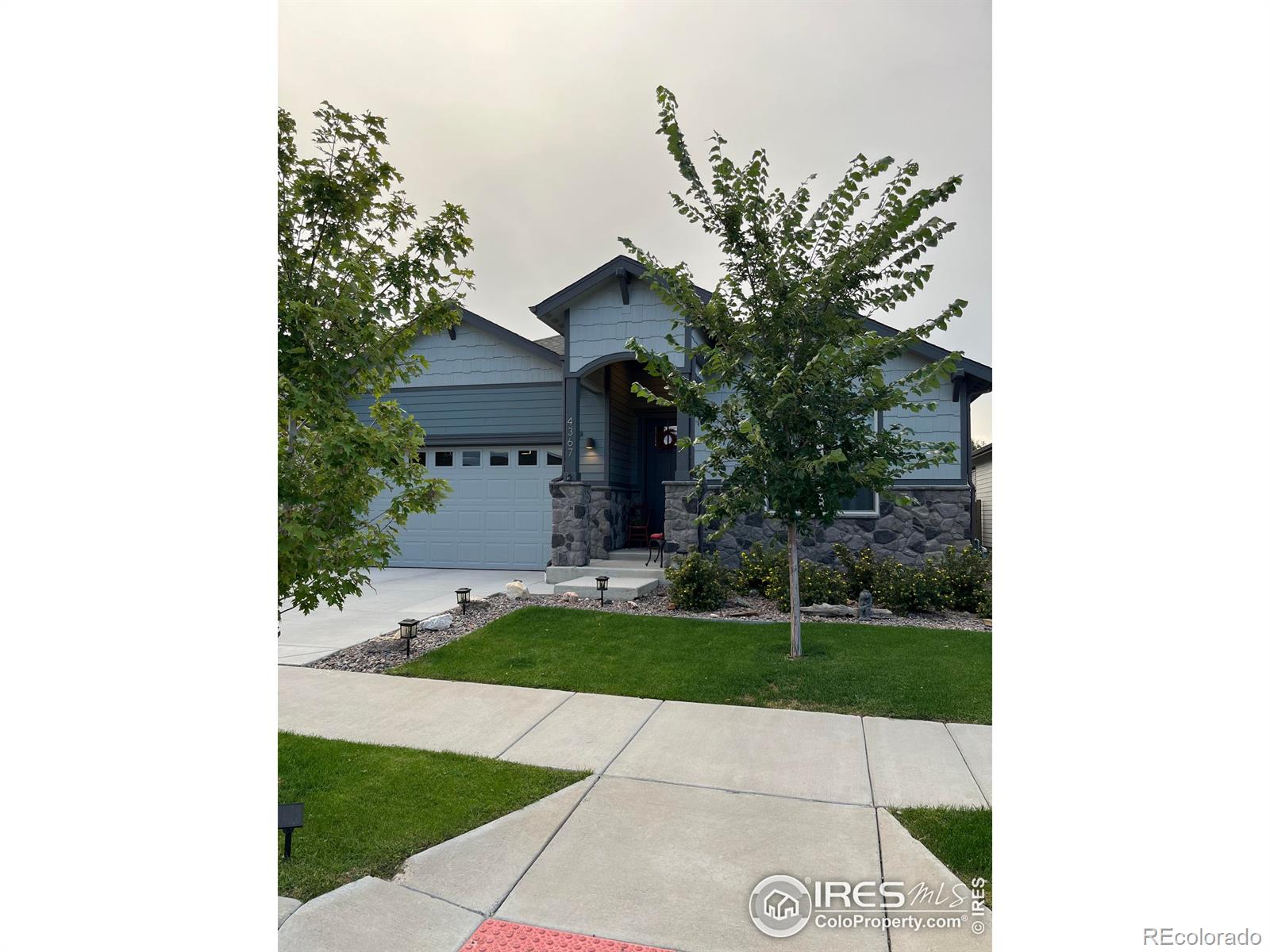 4367  Martinson Drive, loveland MLS: 4567891021947 Beds: 2 Baths: 2 Price: $679,777