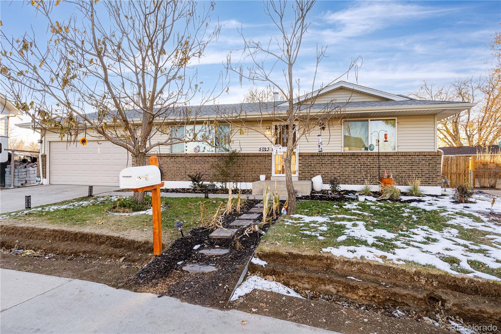 5023  Tucson Way, denver MLS: 5108878 Beds: 4 Baths: 2 Price: $450,000