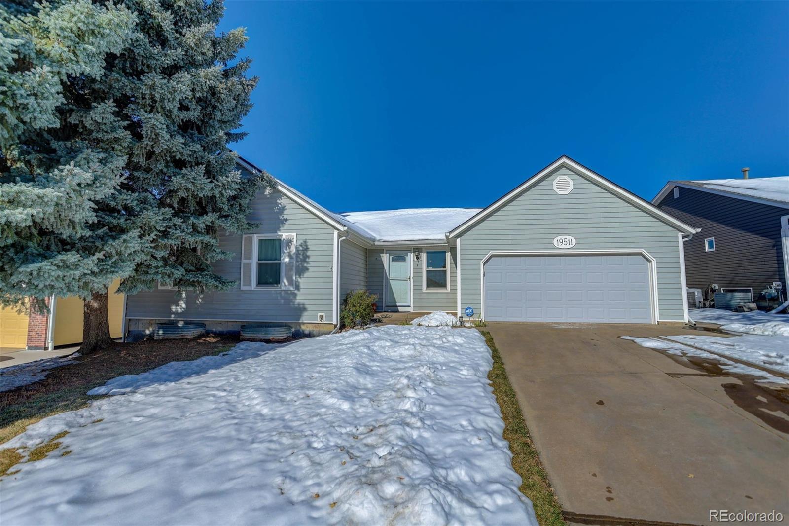 19511 E Bails Place, aurora MLS: 7300407 Beds: 4 Baths: 2 Price: $480,000