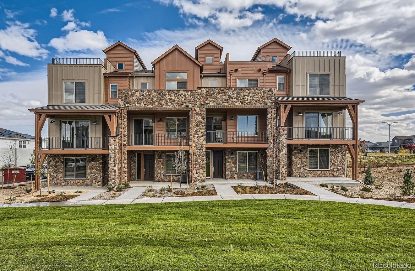 9656  Browns Peak Circle , Littleton  MLS: 2546385 Beds: 3 Baths: 4 Price: $629,990