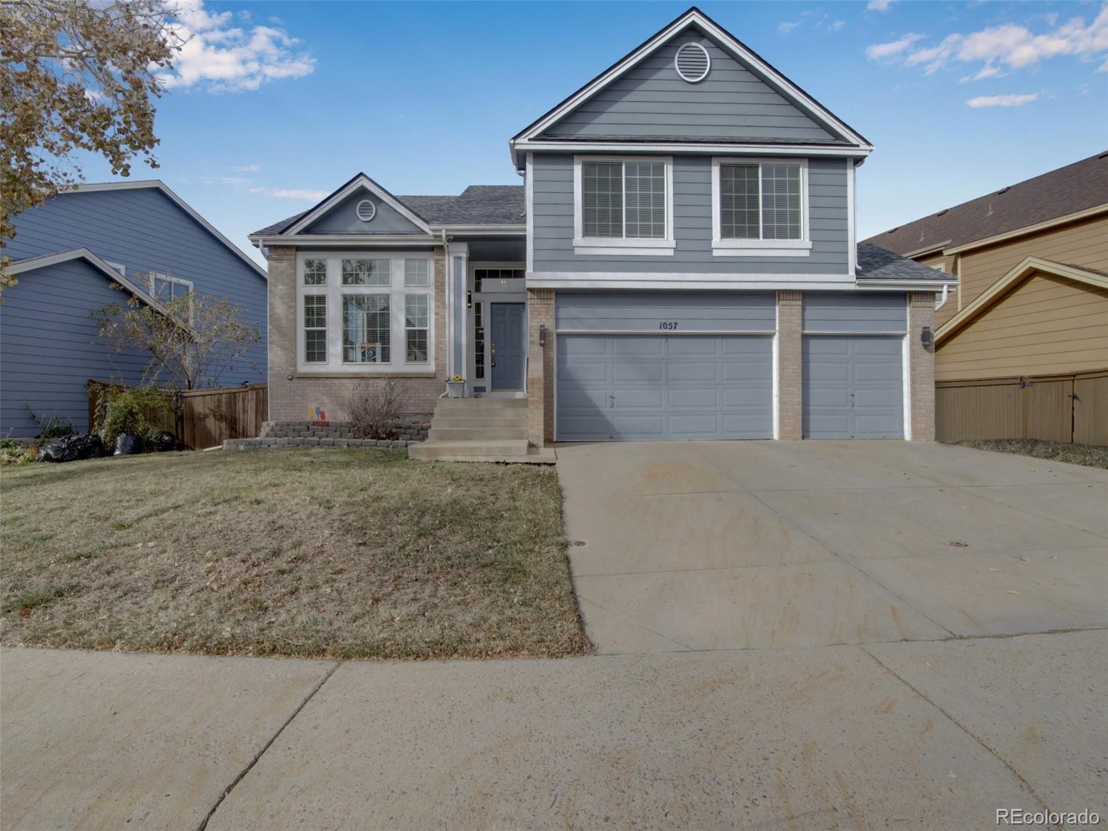 1057  English Sparrow Trail, highlands ranch MLS: 1838093 Beds: 4 Baths: 4 Price: $788,888