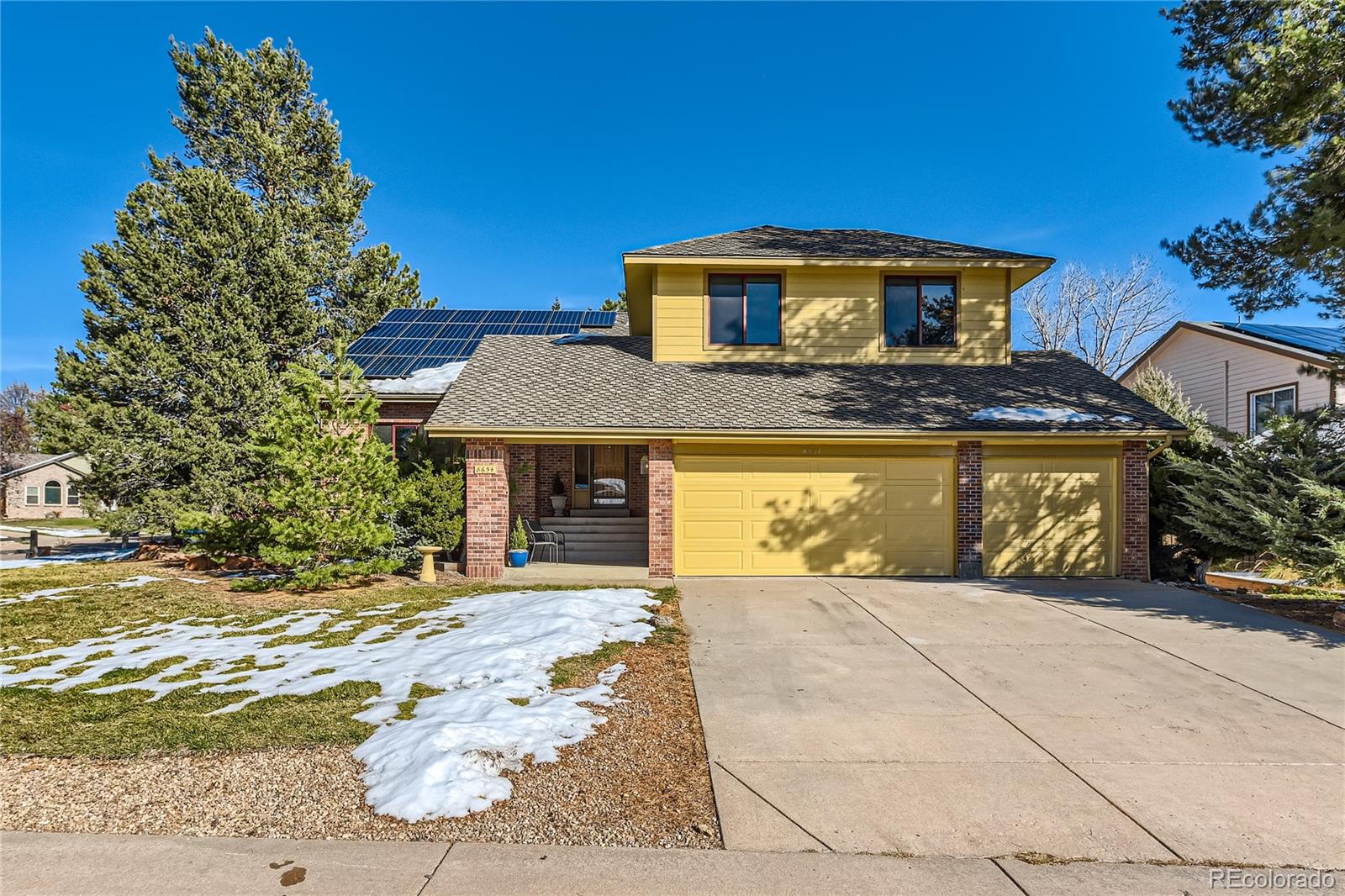 8654  Maplewood Drive, highlands ranch MLS: 6328673 Beds: 4 Baths: 3 Price: $639,000