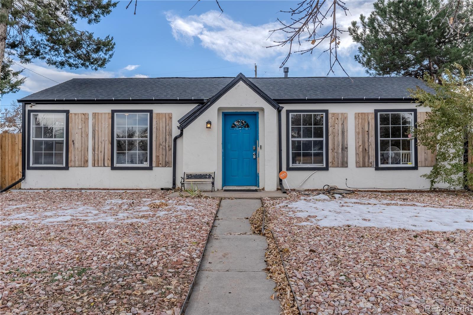 5402 E 60th Way, commerce city MLS: 6546281 Beds: 2 Baths: 1 Price: $380,000