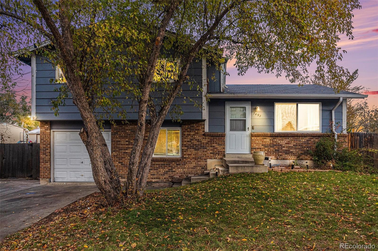 7492  Otis Street, arvada MLS: 5217225 Beds: 3 Baths: 2 Price: $545,000