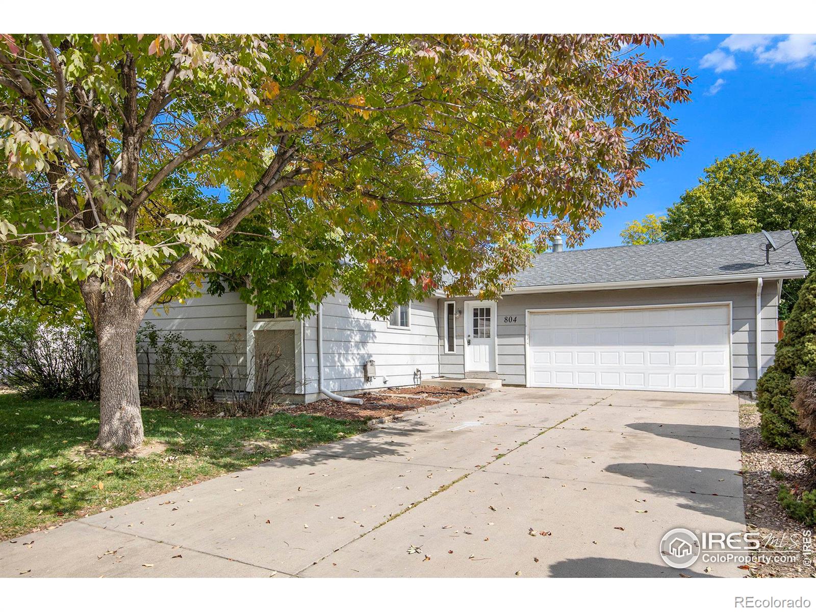 804  41st Avenue, greeley MLS: 4567891022471 Beds: 5 Baths: 3 Price: $435,000