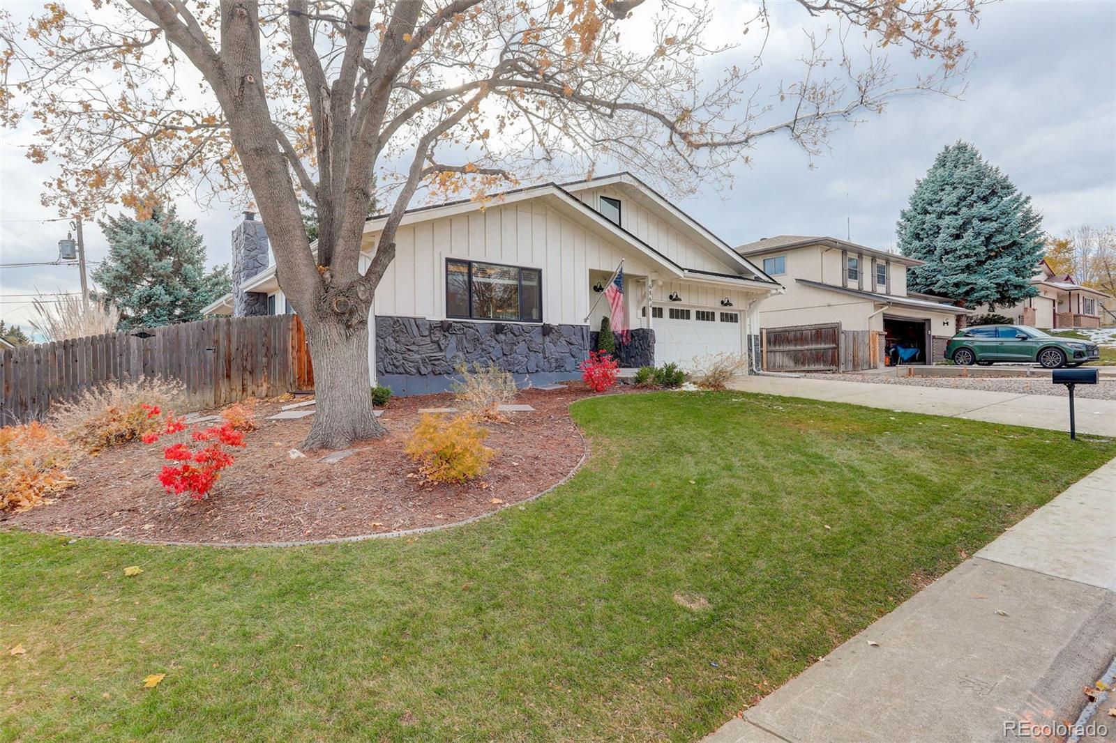 6864 W 69th Place, arvada MLS: 2412040 Beds: 4 Baths: 4 Price: $800,000