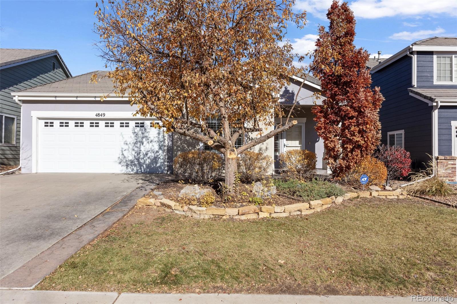 4849  Collingswood Drive, highlands ranch MLS: 4842061 Beds: 3 Baths: 2 Price: $585,000