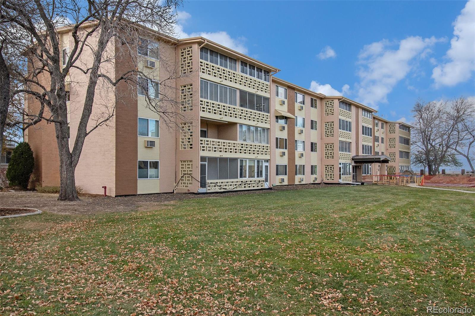 9315 E Center Avenue 3D, Denver  MLS: 7064151 Beds: 2 Baths: 2 Price: $275,000