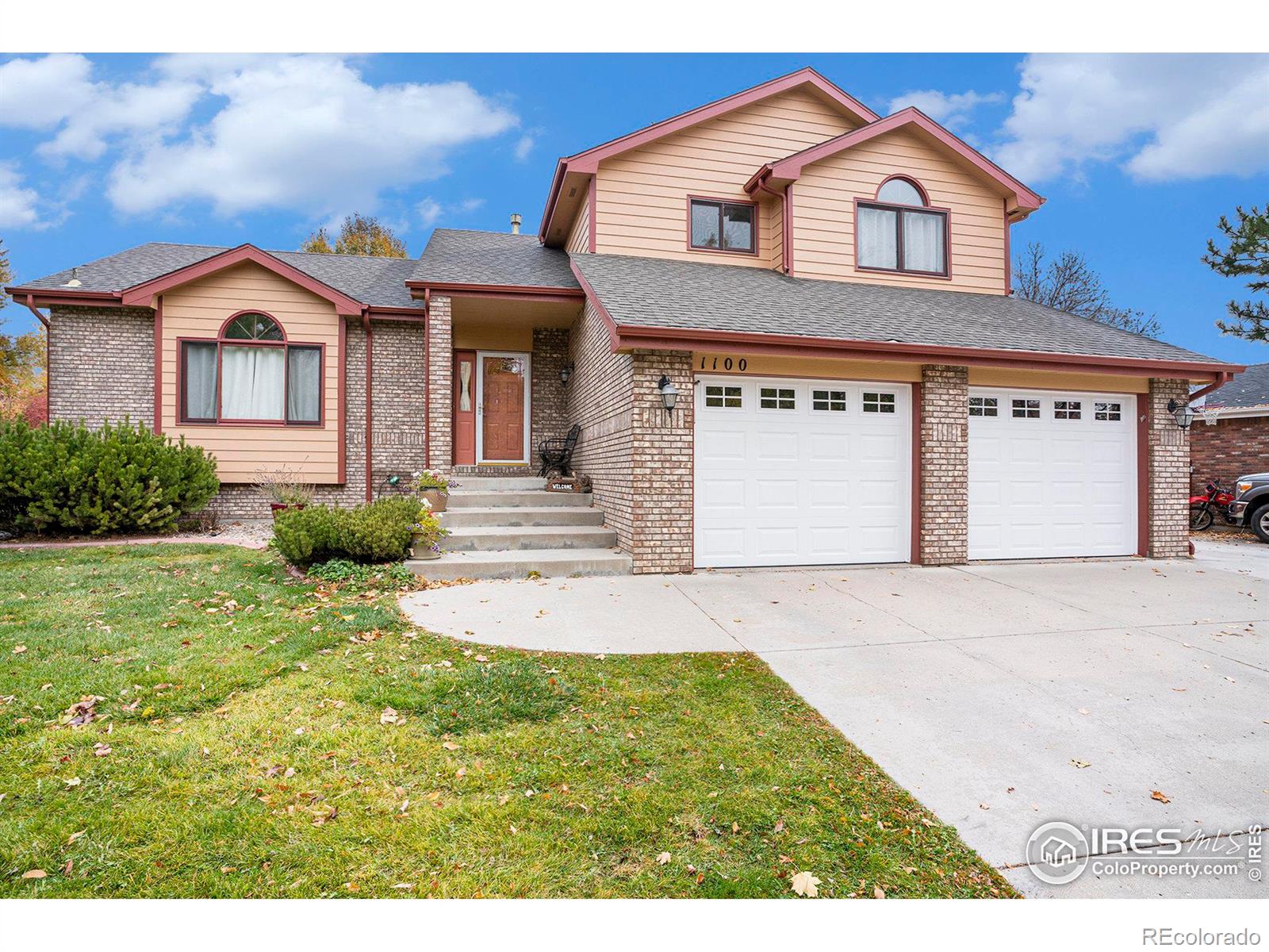 1100  Arapahoe Avenue, berthoud MLS: 4567891022531 Beds: 5 Baths: 4 Price: $615,000