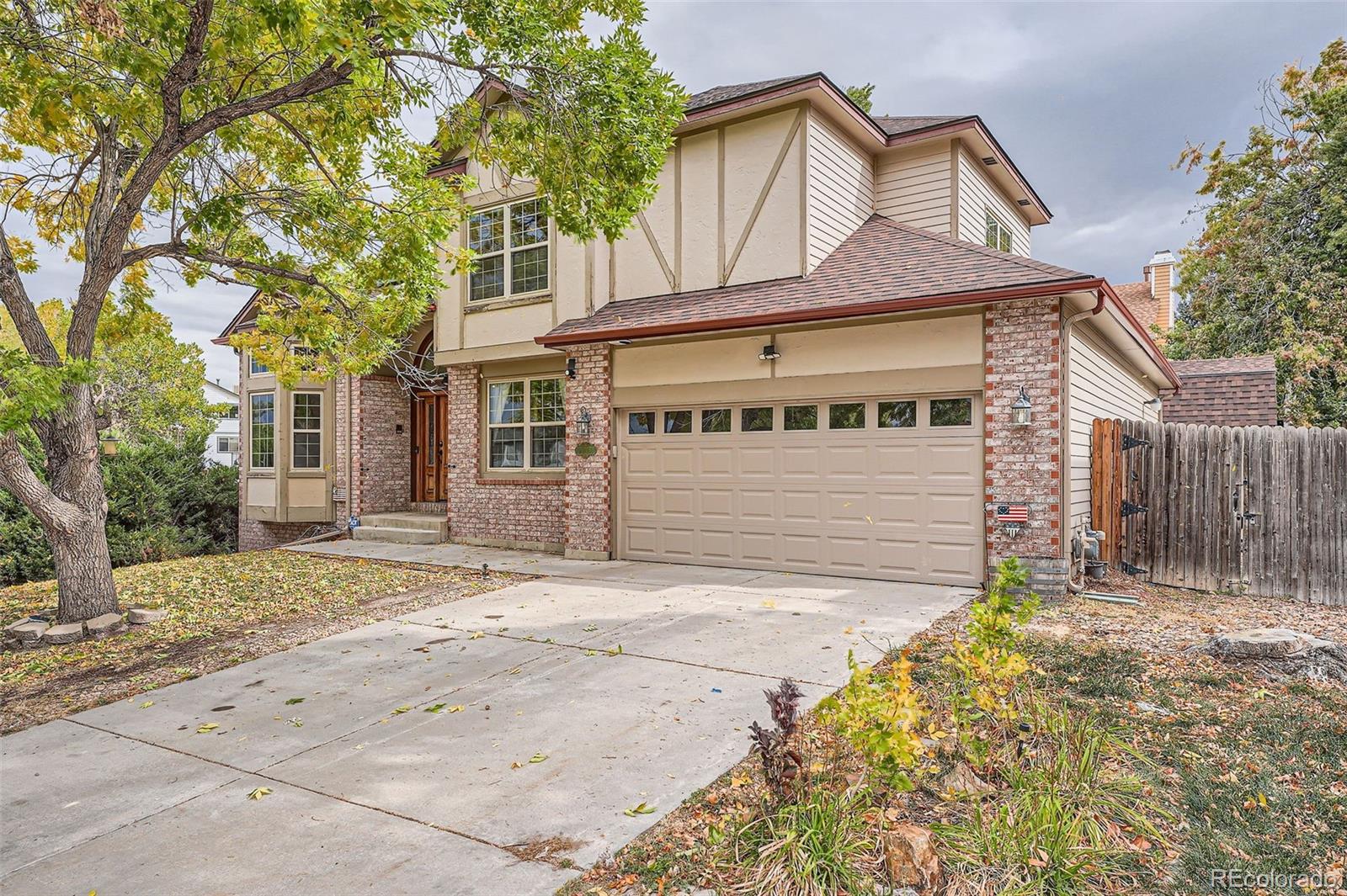 3808 S Uravan Street, aurora MLS: 2269994 Beds: 4 Baths: 4 Price: $585,000